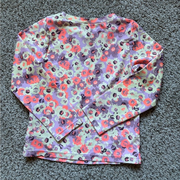 Baby Gap Floral Rash Guard Size 4T | swim | beach | swimming | summer | vacation - Picture 3 of 4
